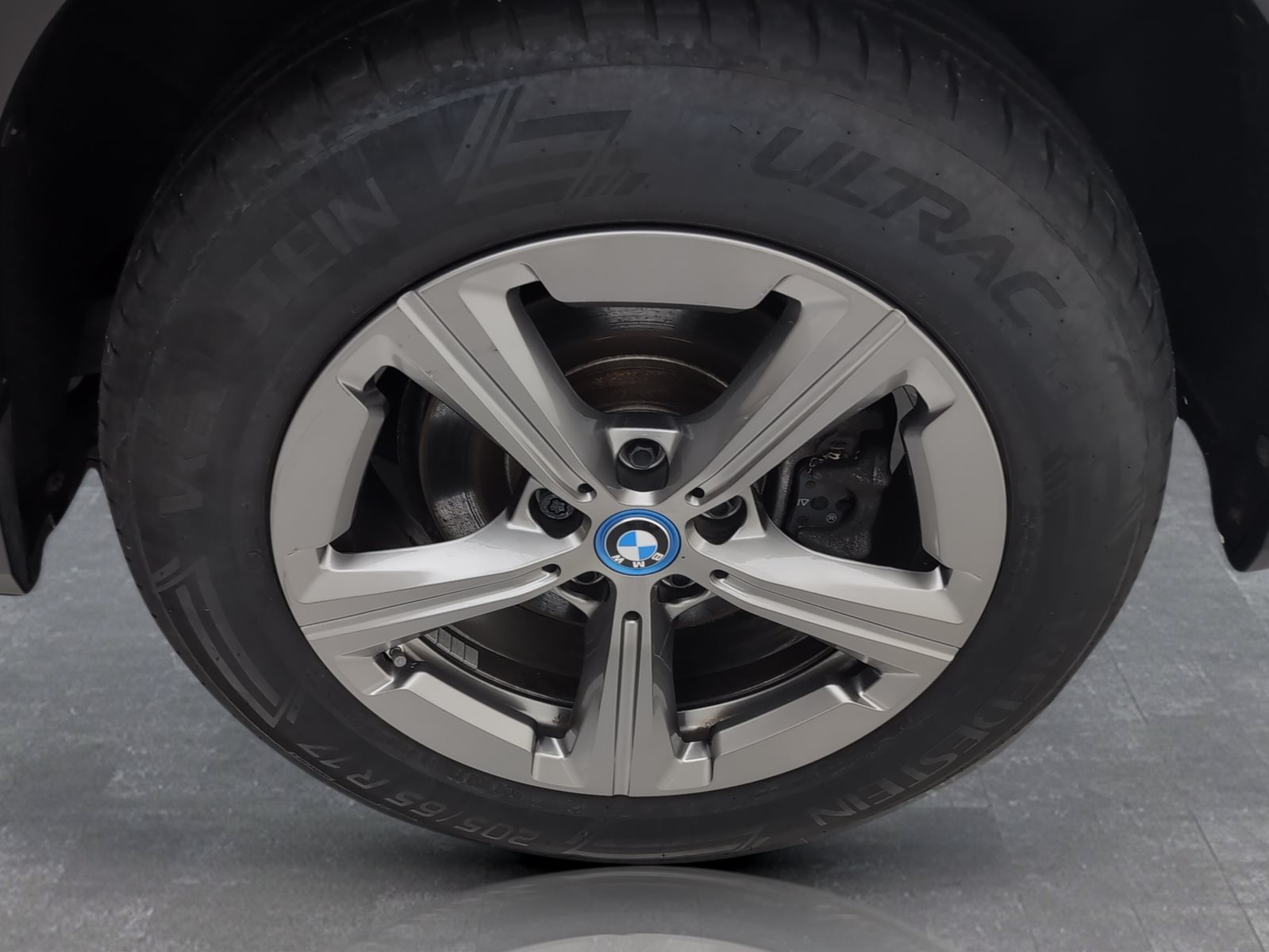 WBA21EF0305X14893_16