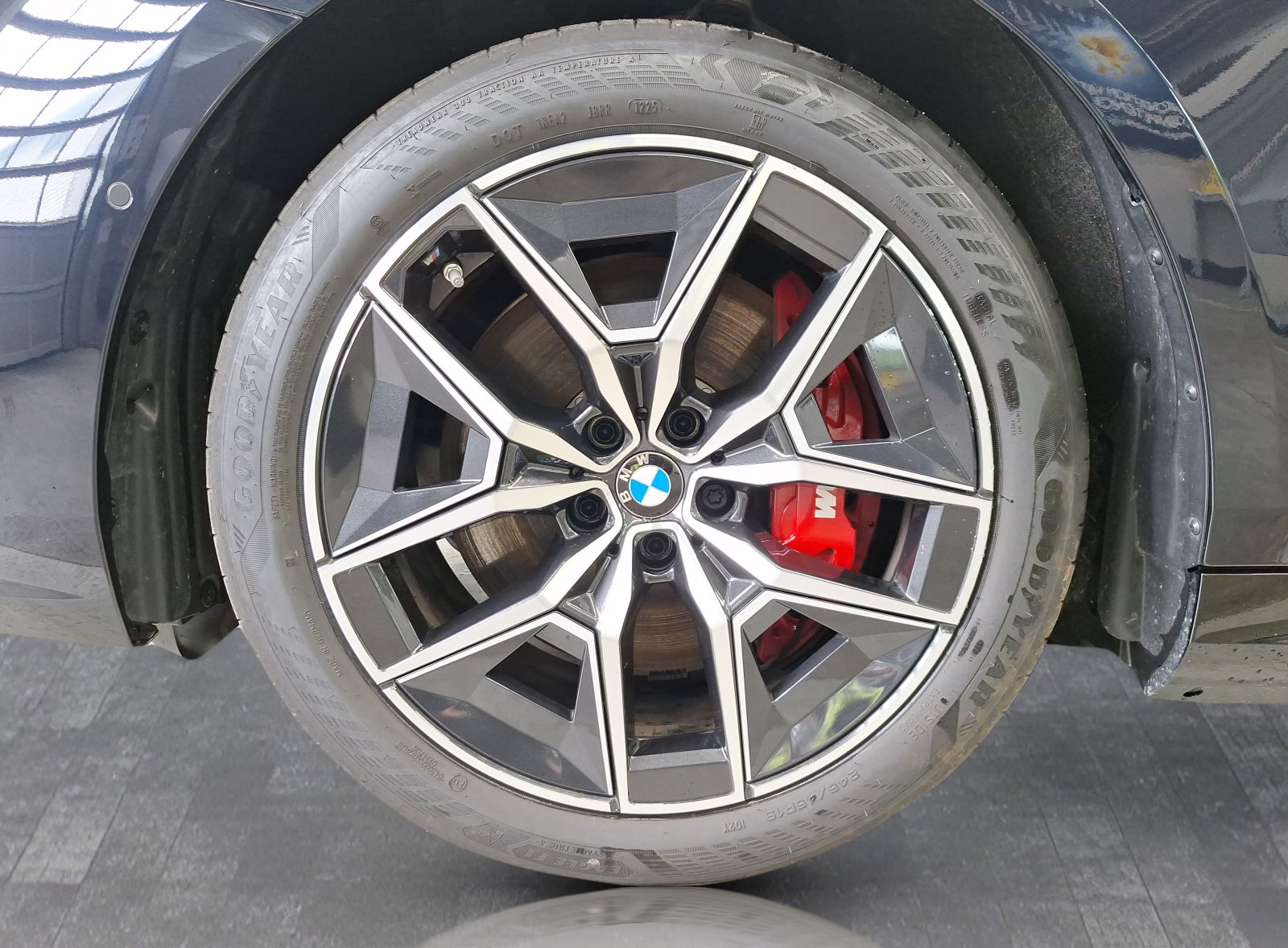 WBY51HH090CV46377_5
