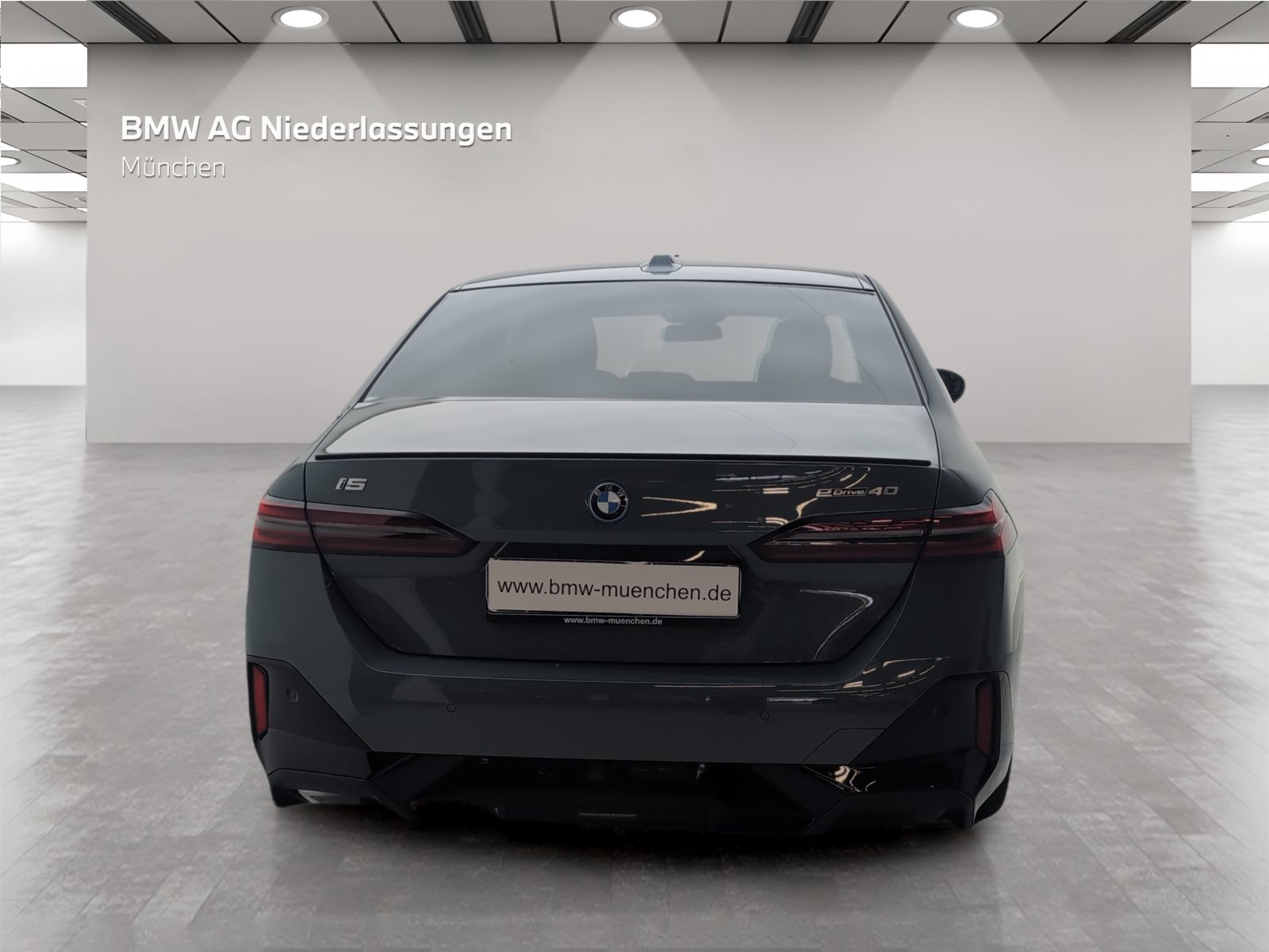 WBY61HG080CV21041_8